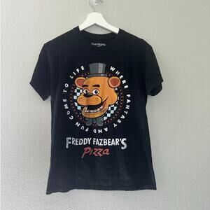 Five Nights at Freddy's Pizza Shirt size Small